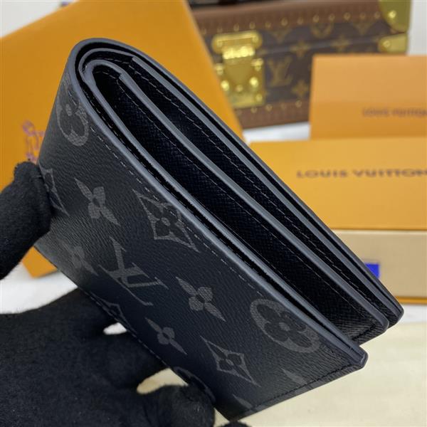 2026122105436368 600